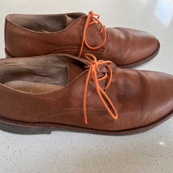 HandMade Barcelona Oxfords - Picture 2 of 4